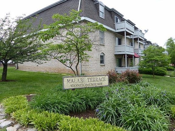 2nd image of 175 Malabu Dr APT 2