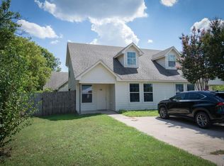213 S College Dr APT C, Keene, TX 76059