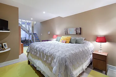 Sold by aptsandlofts.com