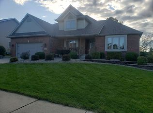 3190 Summit Way, Dyer, IN 46311