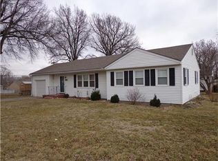 2809 Hickory St, Higginsville, MO 64037