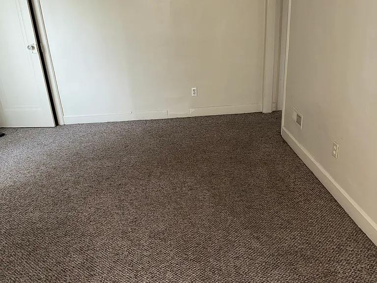 6224 Calhoun St — Photo 12