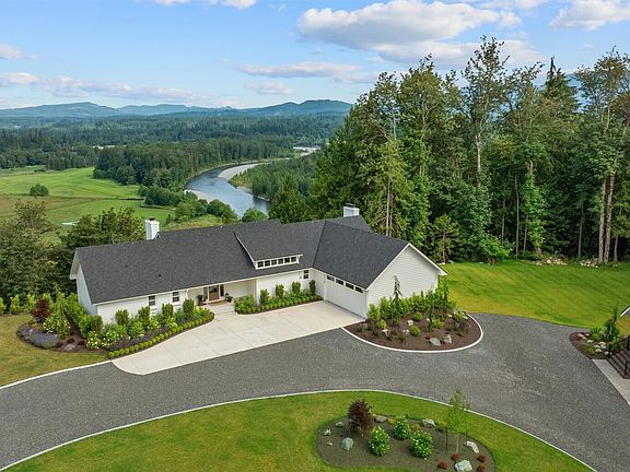 3rd image of 9813 Moran Road