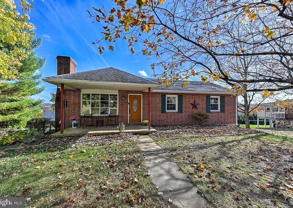 1st image of 1918 Cedar Dr