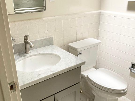 4th image of 420 20th Ave #6