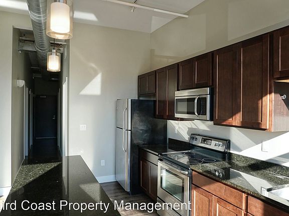 5th image of 855 Michigan St NE #3621129