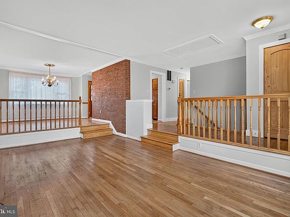 4th image of 4300 Federal St