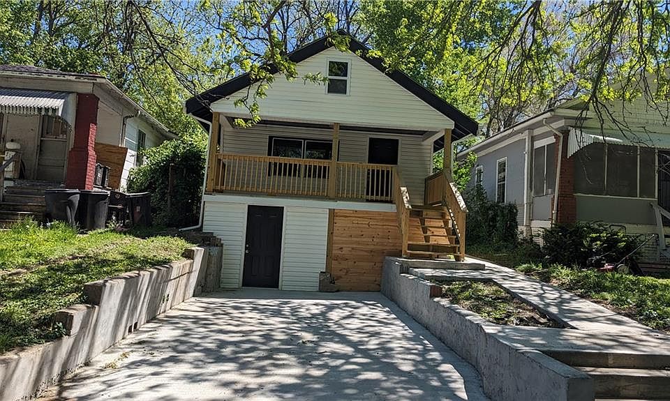 1st image of 717 Fuller Ave