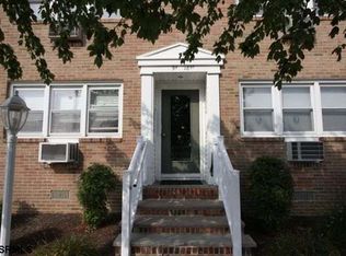 9 18th St #2, Ocean City, NJ 08226