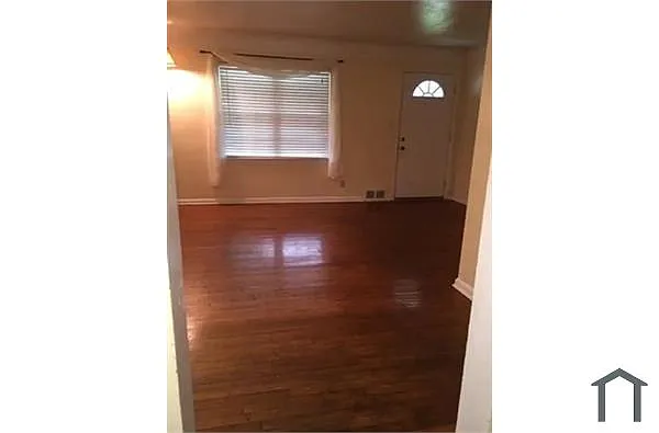 Building Photo - 12410 Park Knoll Dr