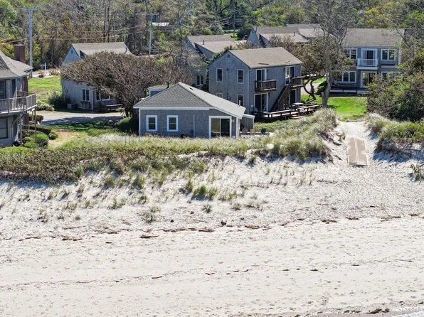 2 Linger Longer Cartway, Brewster, MA 02631