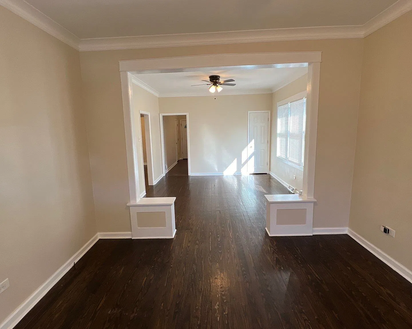 3 bed, 1113 sqft, $2,100 — Photo 2
