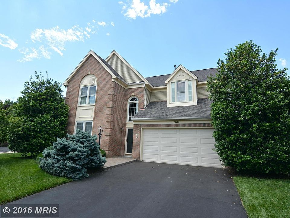 Brick Front Colonial On A Culdesac