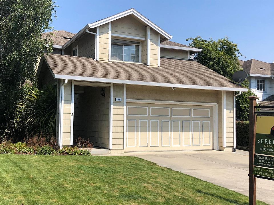 1st image of 39 Rosewood Dr