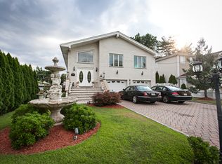 27 Ann St, Little Ferry, NJ 07643