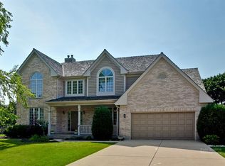 1907 Darnell St, Libertyville, IL 60048