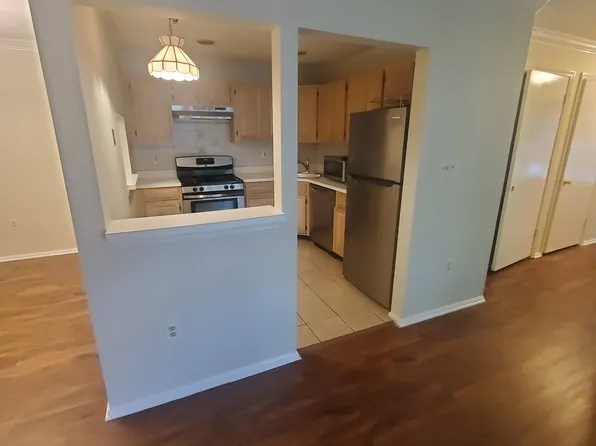 3 Ruby Ct, Franklin Park, NJ 08823