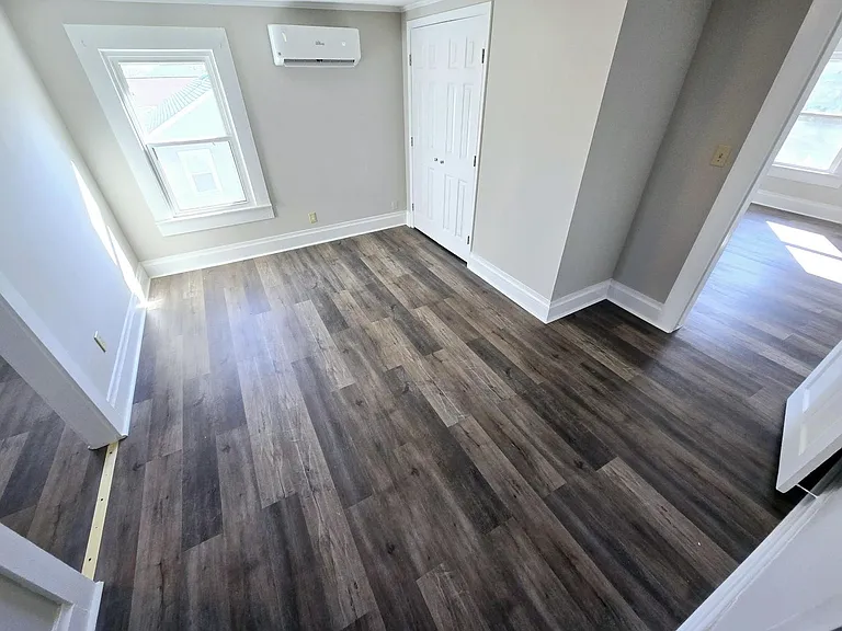511 Cummings St #D — Photo 5