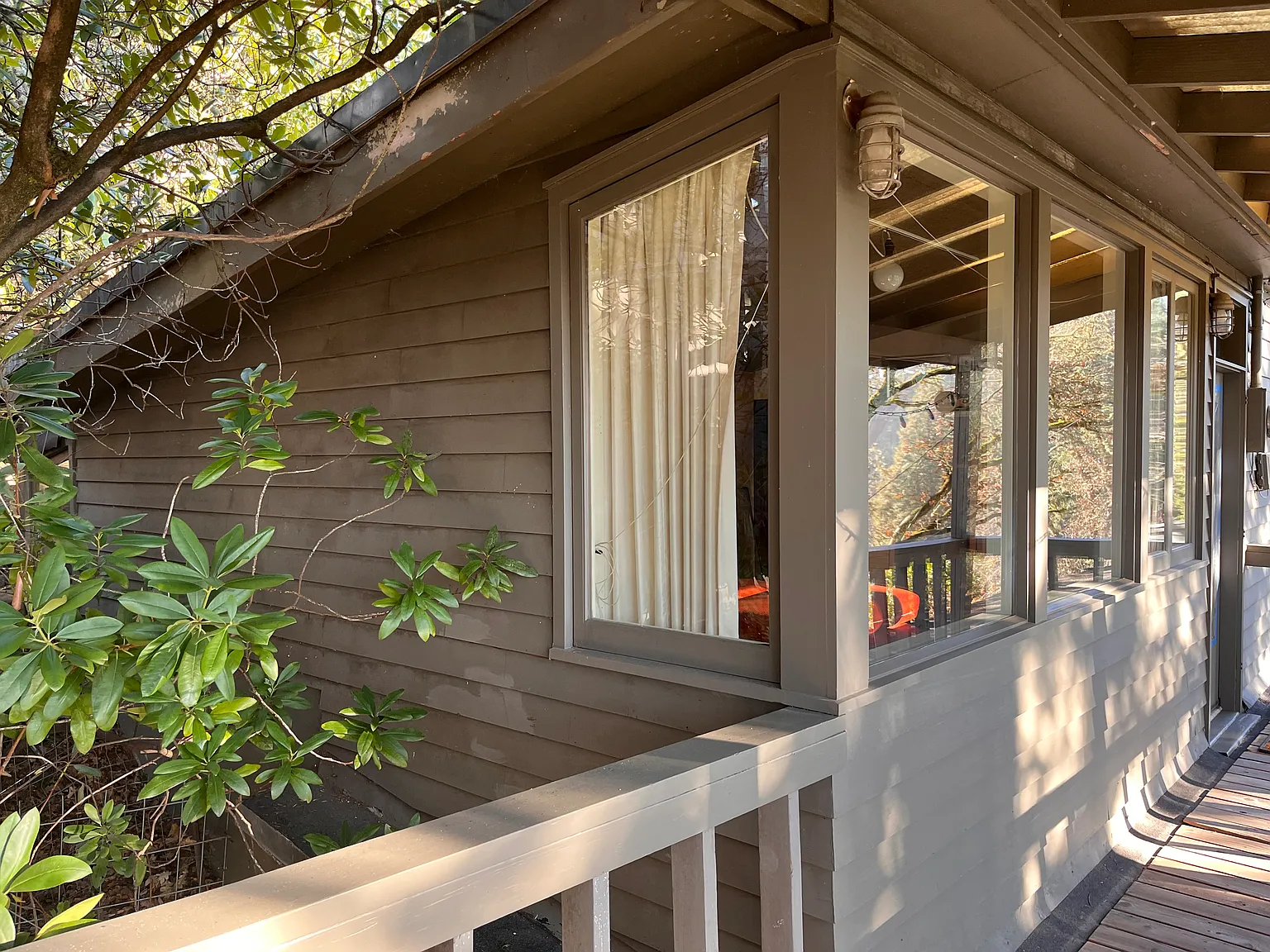 2362 Malabar Dr — Photo 1