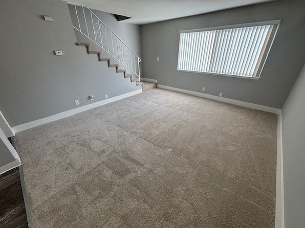 786 Reseda Dr #3