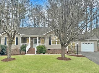 131 Brookfield Cir, Sanford, NC 27330
