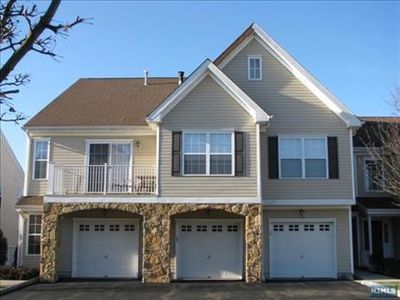 81 Mountainside Dr #8-1, Pompton Lakes, NJ, 07442