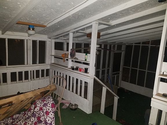 Screened in back porch