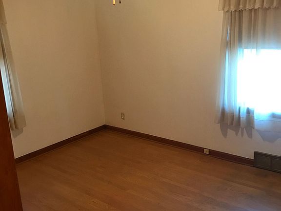 3rd image of 5115 Allen Dr