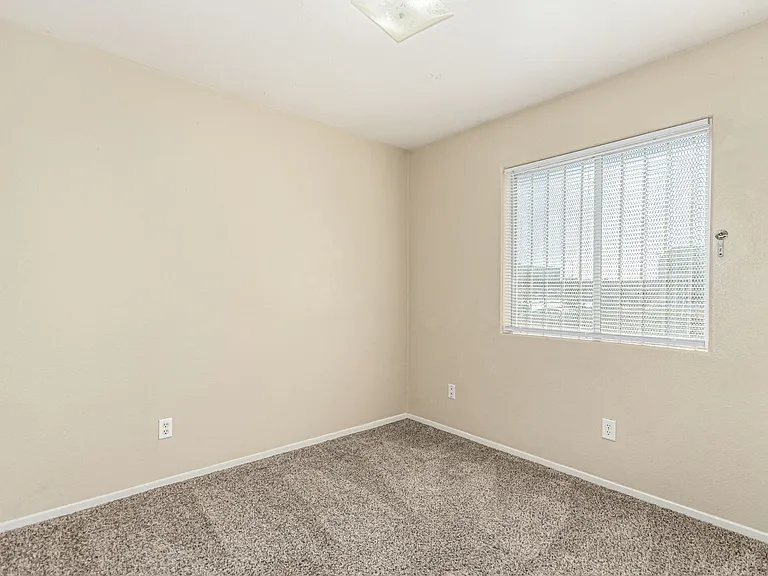 3873 Soda Springs Dr — Photo 19