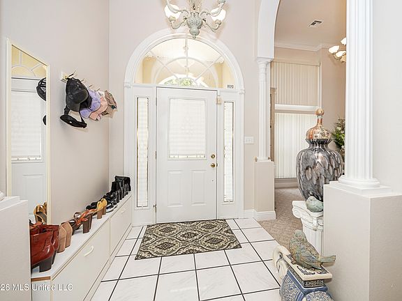 4th image of 2021 Parkview Dr