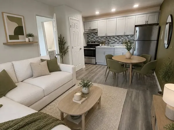 Los Vecinos Apartments