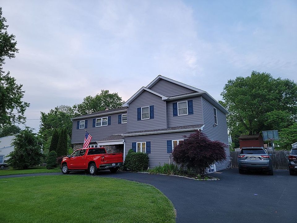 2nd image of 59 Falcon Dr