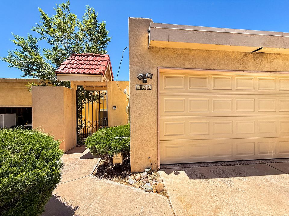 1st image of 523 Pinon Creek Rd SE
