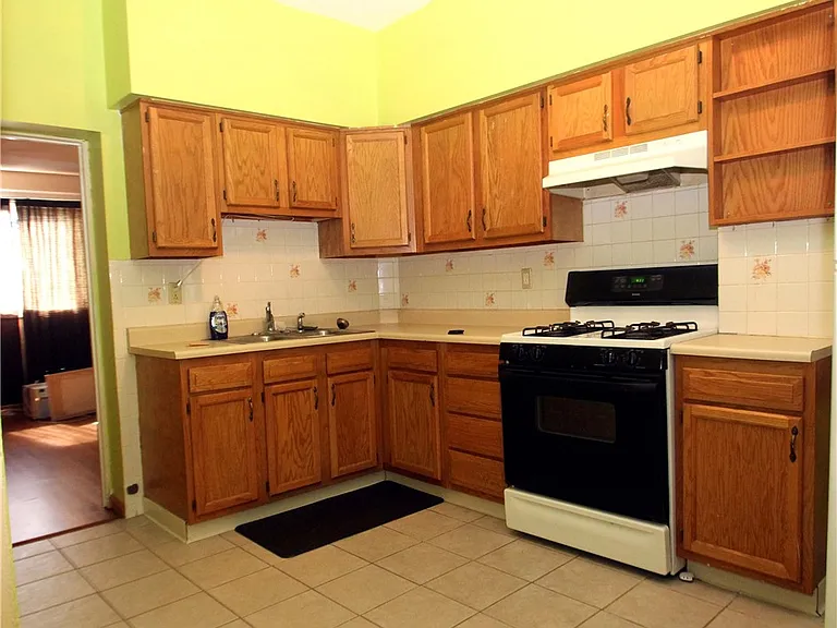 368 S Evaline St #1 — Photo 7