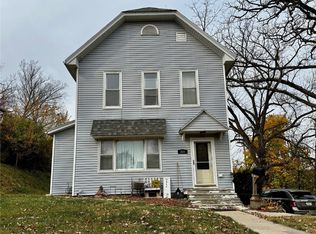 300 S Ford St, Anamosa, IA 52205