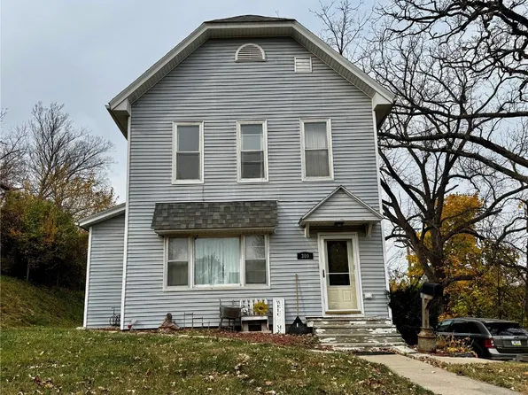 300 S Ford St, Anamosa, IA 52205