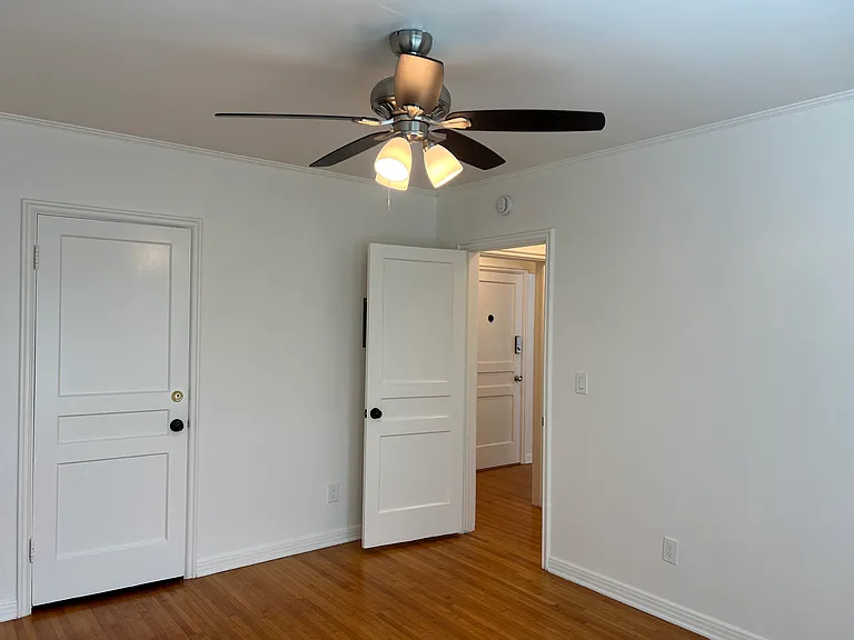 3409 E Ocean Blvd #2 — Photo 17