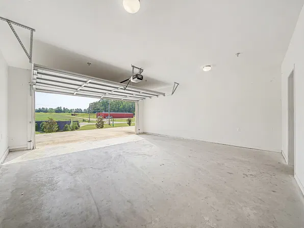 The Phoenix at Corinth, 200 Fawkes Ave, Corinth, MS 38834