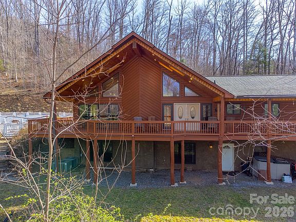2nd image of 112 Hawks Nest Rdg