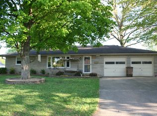 3125 30th St, Columbus, IN 47203