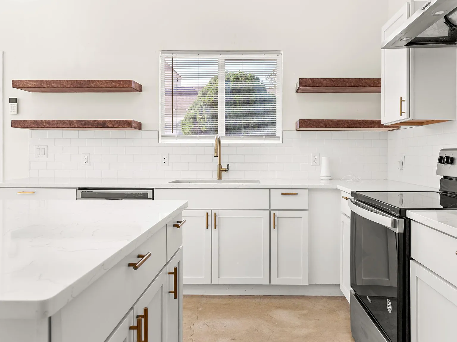 725 Virginia Blvd — Photo 3