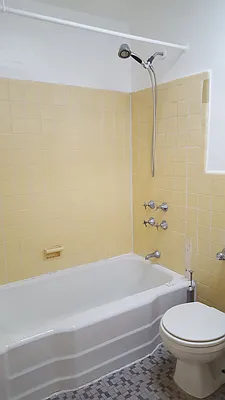 Rented by Choy Lin Yau, LREB | media 23