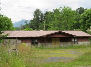 19 Gillespie Rd, Burnsville, NC 28714