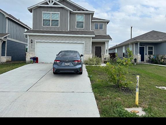 2nd image of 200 Black Alder St