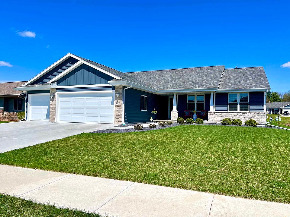 2nd image of 4233 Sandhill Dr