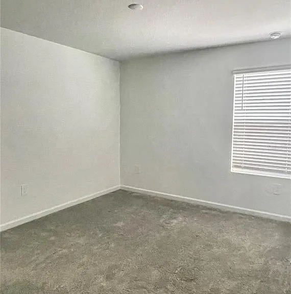 922 Jackson Ave — Photo 13