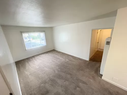 Primary Photo - Cute Leimert Park 1bd/1ba unit with parking and pool