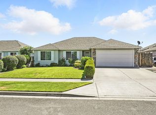 2052 Kingswood Dr, Medford, OR 97501