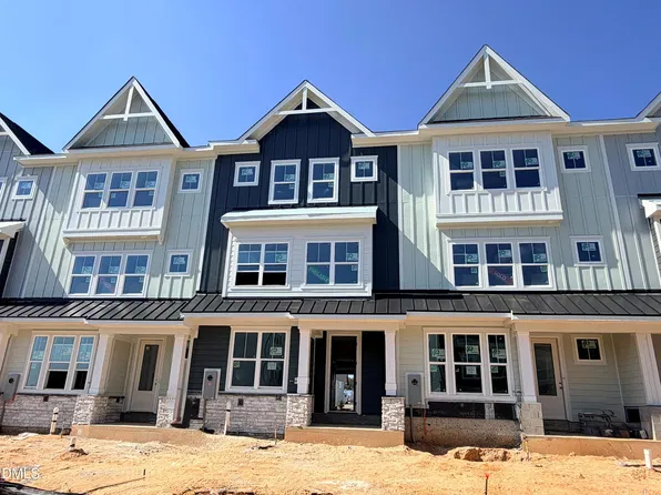 3007 White Rail Dr, Fuquay Varina, NC 27526