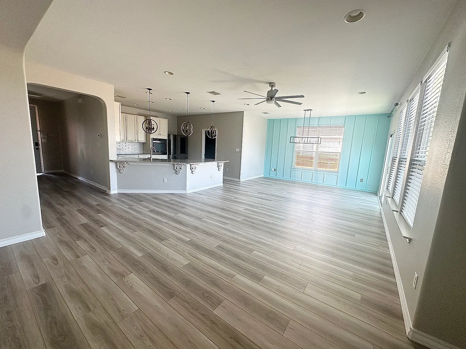 155 Connor Elkins Dr — Photo 2